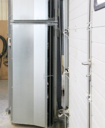 Тепломаш КЭВ-125П5051W водяная тепловая завеса (оцинкованная сталь)